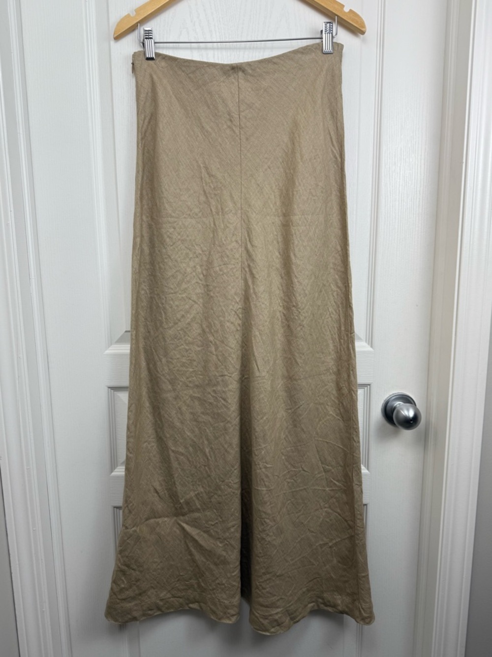 SOLD Banana Republic Linen Maxi Slip Skirt Size Medium Tan - Picture 3 of 9